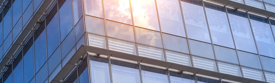 UV-Resistant Glass Experts in Navarre, FL